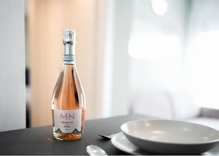 Dynamic In Apartment *