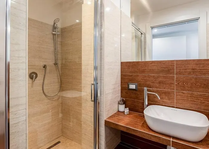 Dynamic In Apartment *