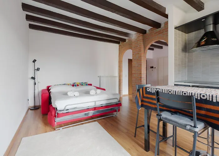 Colonne Di San Lorenzo - Colorful Apartment! Milan