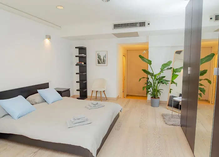 Navigli 10 Min Loft Moderno Con Area Esterna * Milan