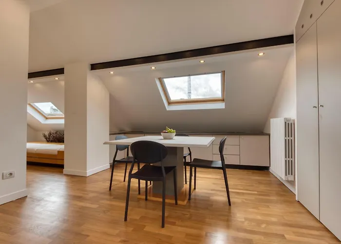 Royal -montenapoleone- * Mailand