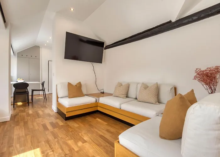 Royal -montenapoleone- Apartment