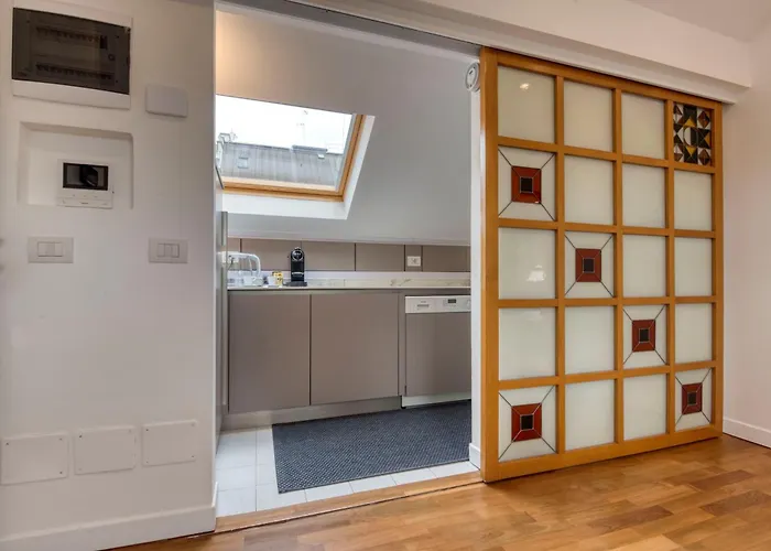 Royal -montenapoleone-