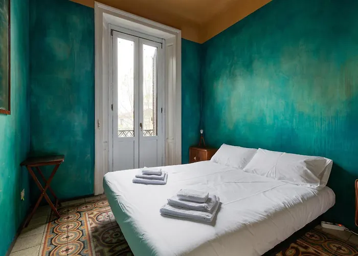 Solari - Tortona - Ampio Trilocale Di Design *