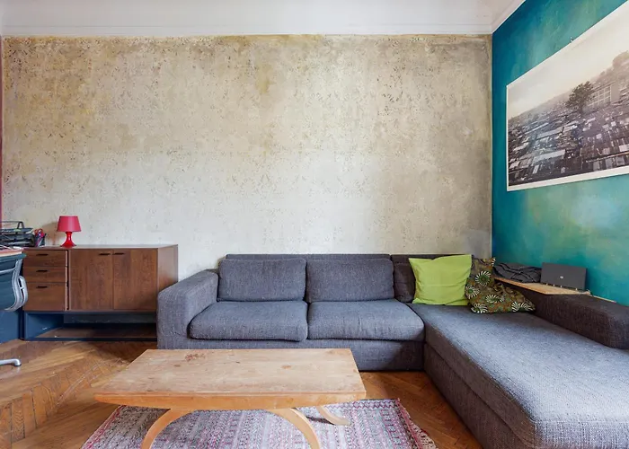 Solari - Tortona - Ampio Trilocale Di Design