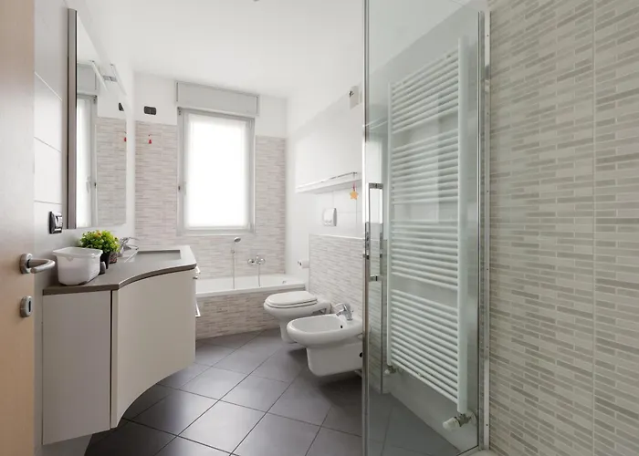 Niguarda - Pozzobonelli - Ampio E Moderno Trilocale Apartament *