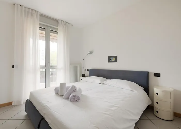 Niguarda - Pozzobonelli - Ampio E Moderno Trilocale Apartament