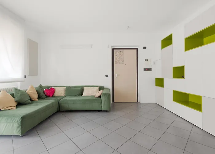 Niguarda - Pozzobonelli - Ampio E Moderno Trilocale Apartament