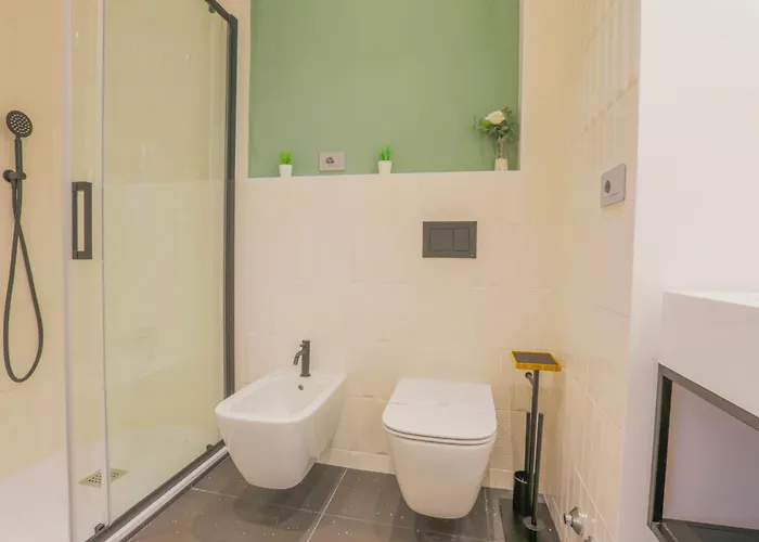 Private Luxury 5 Bedroom - Station * 밀라노