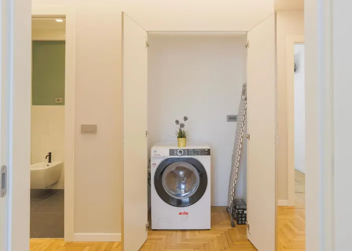 Private Luxury 5 Bedroom - Station * Milán