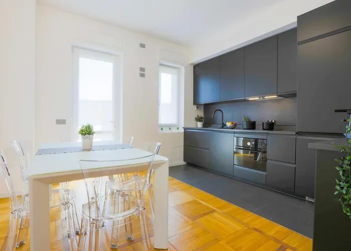 Private Luxury 5 Bedroom - Station Apartmán