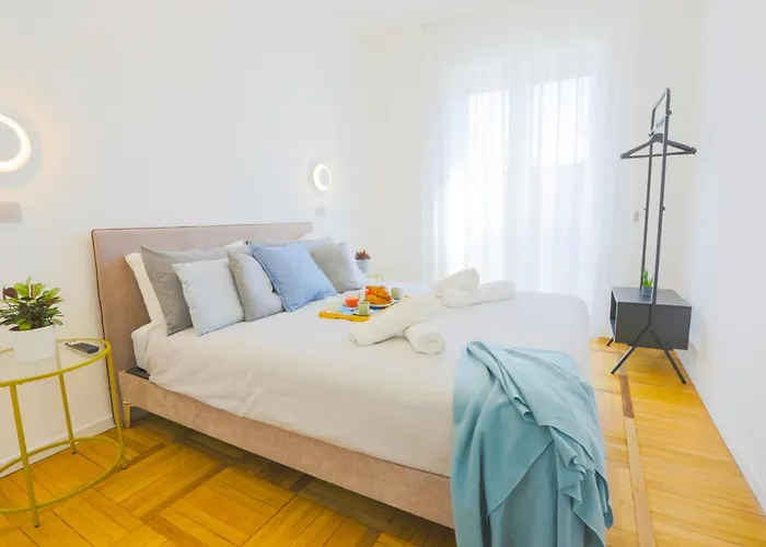 Private Luxury 5 Bedroom - Station * Milán
