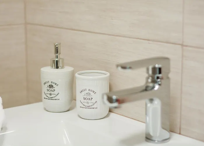 Porta Vittoria Per 4 Persone 아파트 밀라노