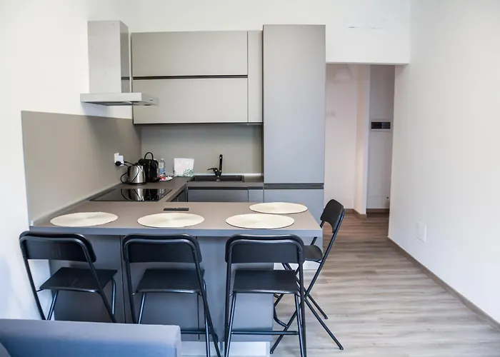 Porta Vittoria Per 4 Persone *