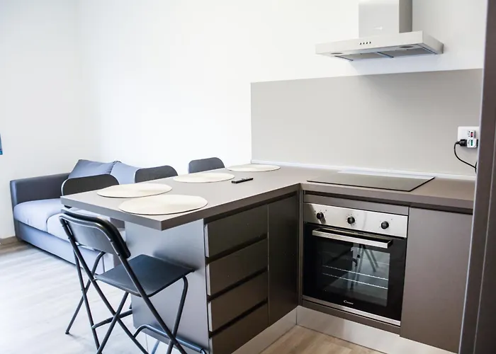 Porta Vittoria Per 4 Persone *