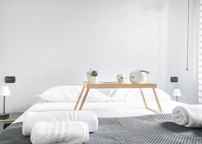 Easylife - - Crema 7 - Porta Romana *