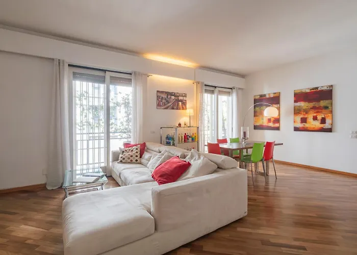 Centro - Cinque Giornate * Milán