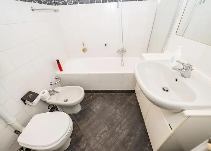 Wonderful Two Floors * Milaan