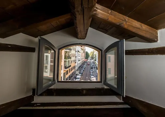 Wonderful Two Floors * Milaan