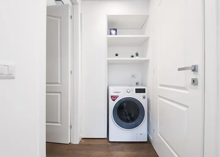 Easylife - - Vitruvio 4 - * מילאנו