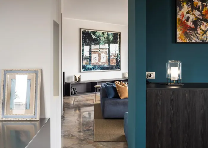아파트 Cadamosto Art Penthouse With Terrace R&r
