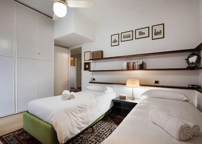 Fondazione Prada - Quadrilocale In Stile Classico 아파트 밀라노