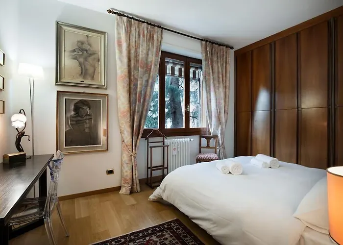 아파트 Fondazione Prada - Quadrilocale In Stile Classico