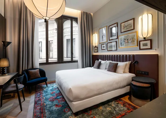 Отель Palazzo Touring Club Milan, A Radisson Collection