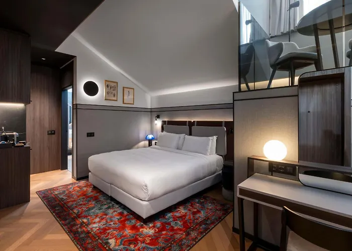 Palazzo Touring Club Milan, A Radisson Collection Отель Милан