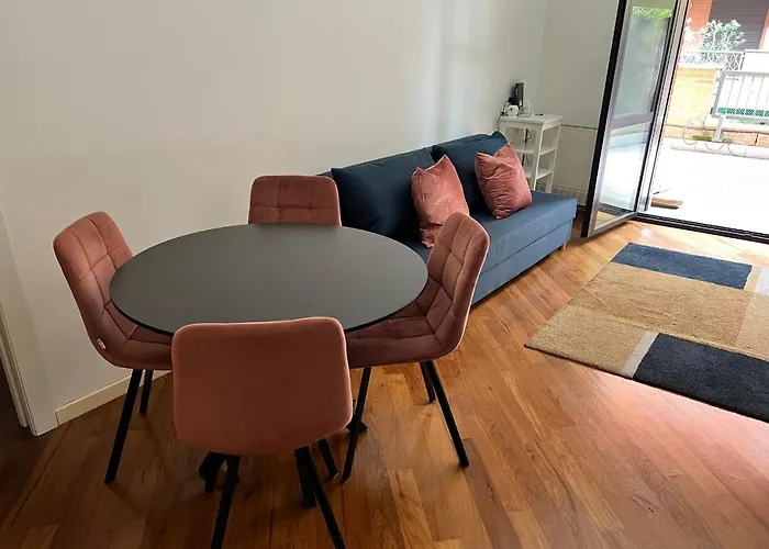 La Casa Di Charlie - Stazione Milán