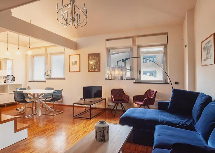 דירה Navigli Design With Balcony מילאנו