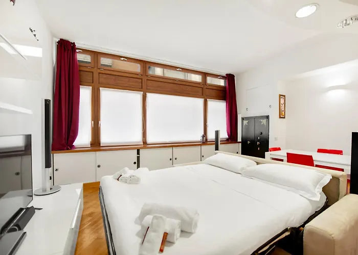 Διαμέρισμα Garage Privato Gratuito - 600 Metri Duomo