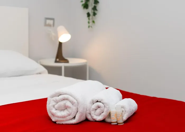 Con Metro Diretta 10 Minuti Duomo * מילאנו