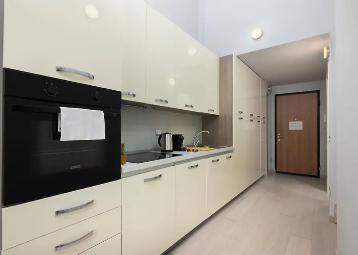 דירה Con Metro Diretta 10 Minuti Duomo *