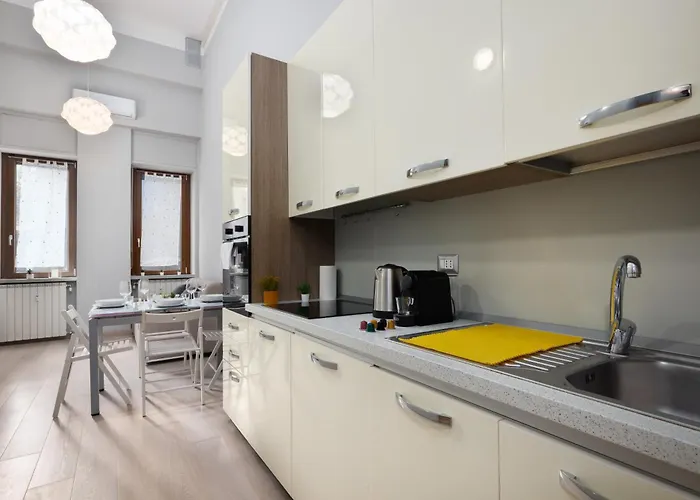 Con Metro Diretta 10 Minuti Duomo