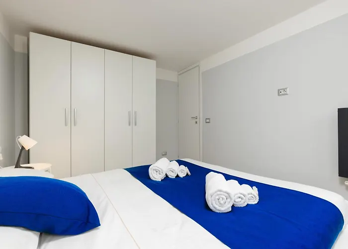 דירה Con Metro Diretta 10 Minuti Duomo מילאנו