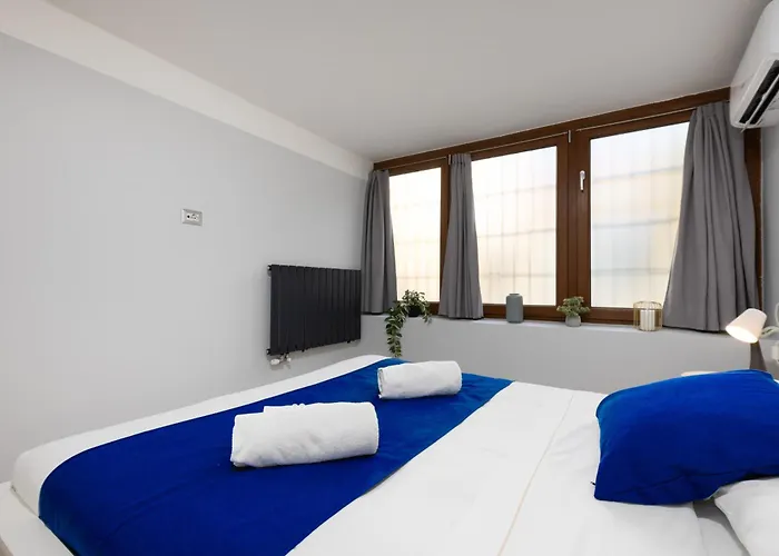 Con Metro Diretta 10 Minuti Duomo * מילאנו