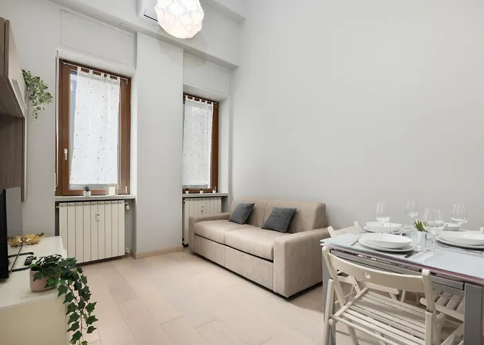 Con Metro Diretta 10 Minuti Duomo דירה מילאנו