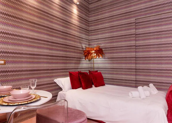 Piazza Del Carmine - Gold Exclusive - In The Underground No Windows Appartement *