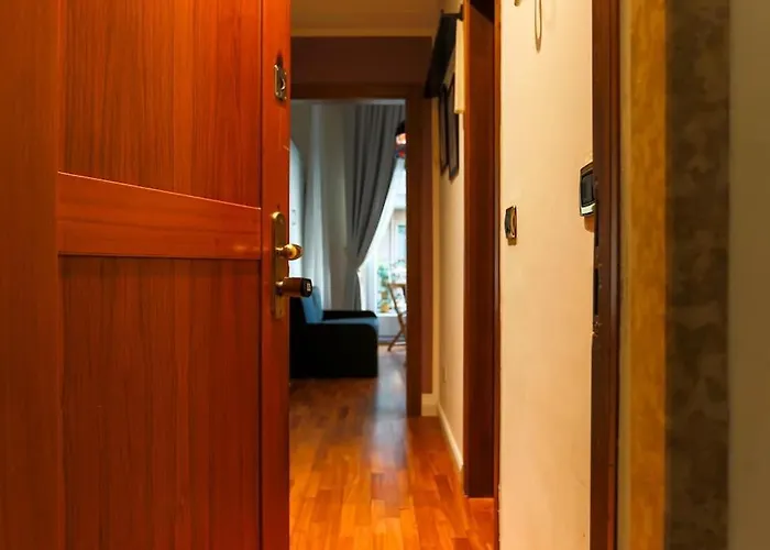 Porta Nuova Moscova: Cozy Near Duomo! Апартаменты Милан