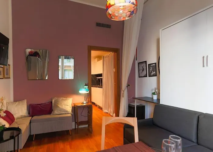 Porta Nuova Moscova: Cozy Near Duomo! Милан