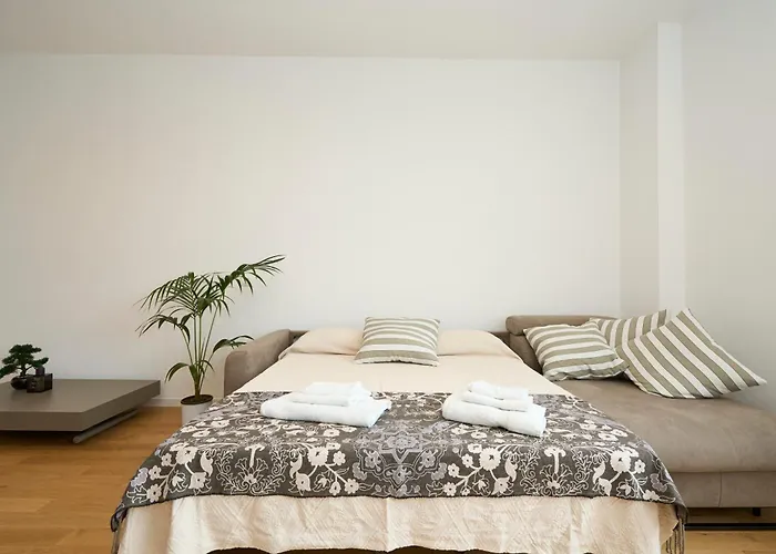 Luxury Design - 20 Minutes From Duomo-navigli Apartment