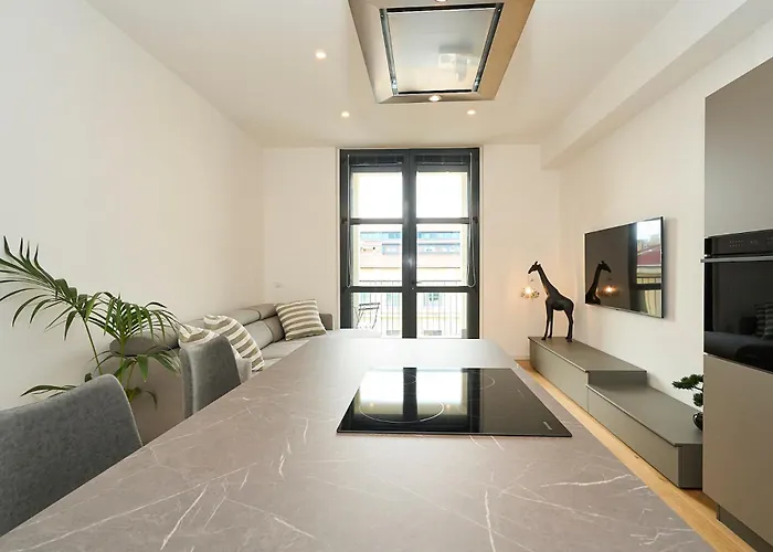 Luxury Design Loft - 20 Minutes From Duomo-navigli