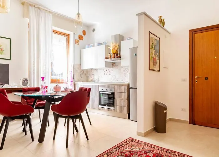 Elegante E Tranquillo Апартаменты *