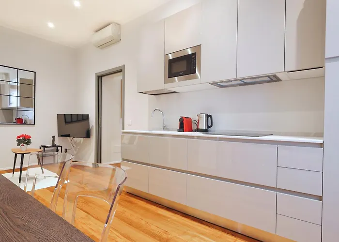 Apartment Joivy Modern Flat Near Duomo Di