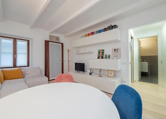 I Host - Vigevano 13 * Milano