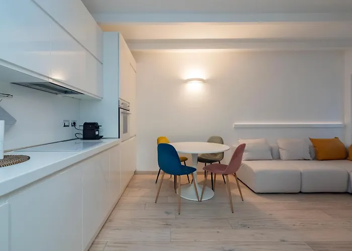 I Host - Vigevano 13 Lägenhet