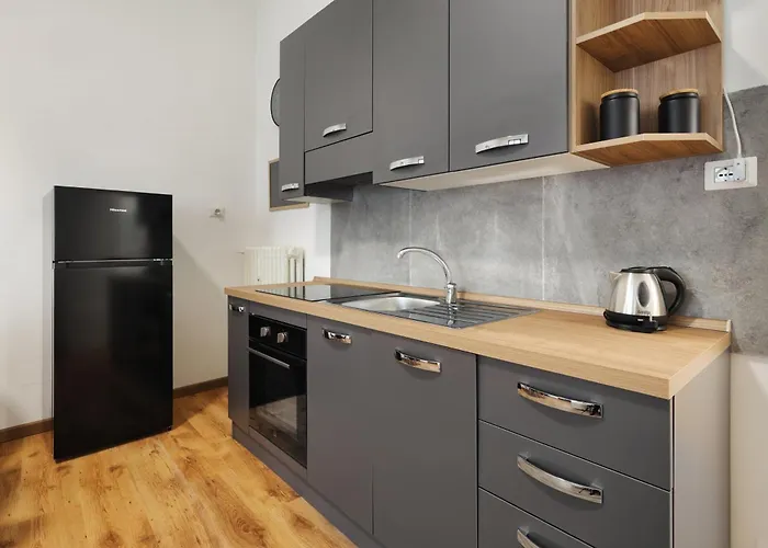 Joivy Charming Flat In Milan's Academic Hub *