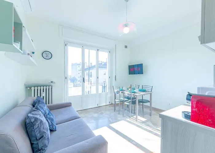 Lägenhet Navigli - Downtown - Duomo Spacious Two Bedroom - Close To Metro - Ac - Wi-fi