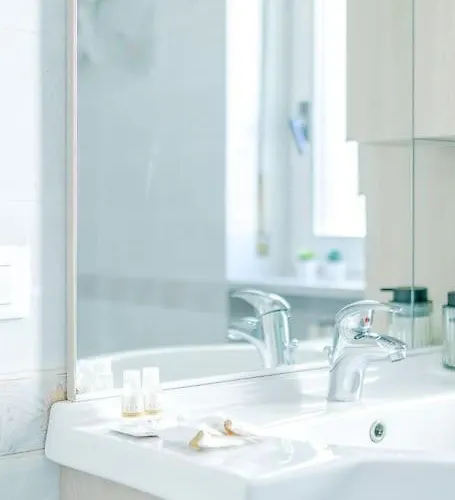 Navigli - Downtown - Duomo Spacious Two Bedroom - Close To Metro - Ac - Wi-fi Lägenhet *